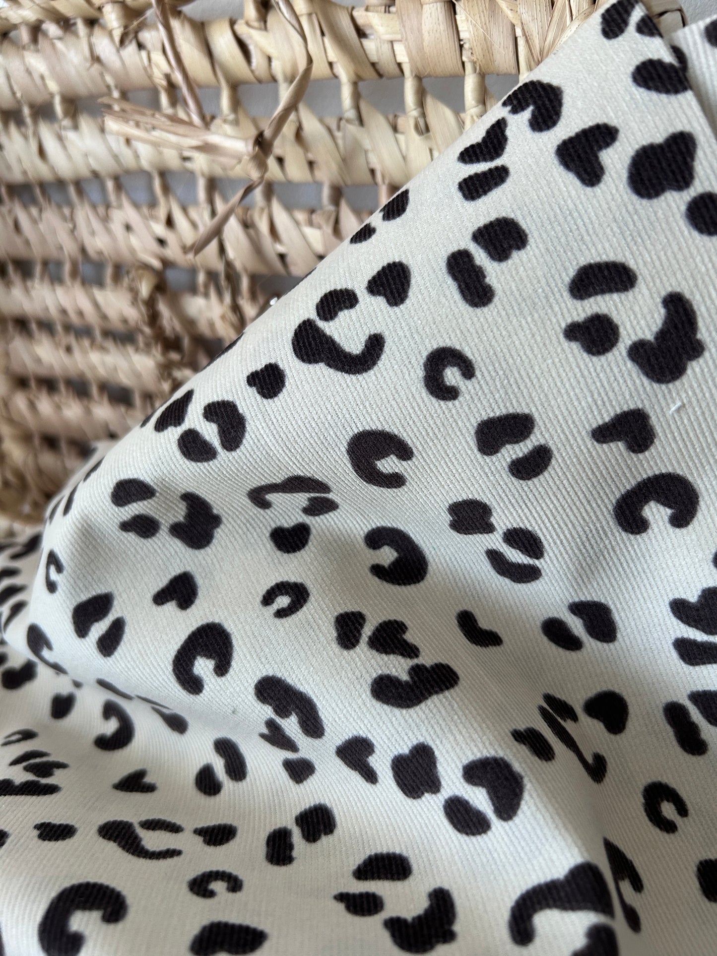 Tissu Velours Côtelé Milleraies Léopard