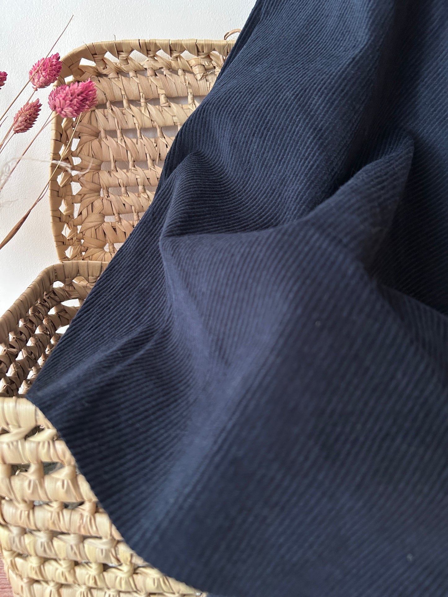 Tissu velours cotelé coloris bleu-marine