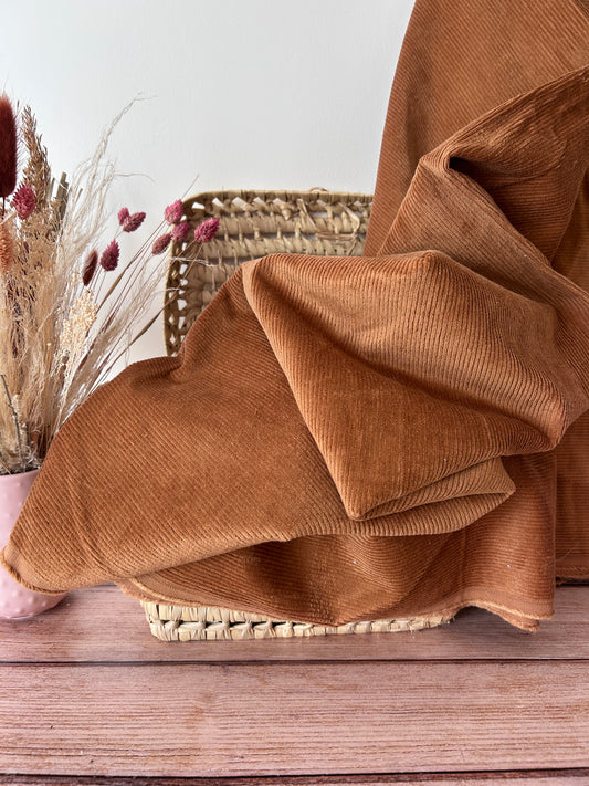 Tissu velours cotelé coloris cognac