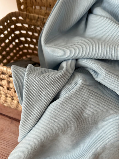 Tissu jersey côtelé coloris bleu ciel