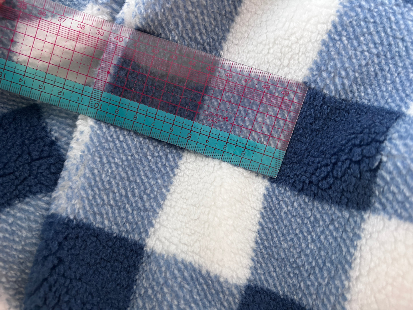 Tissu Sherpa à Carreaux Bleus
